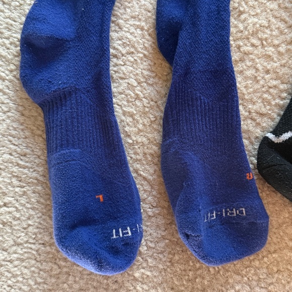 Nike Socks - Picture 3 of 7